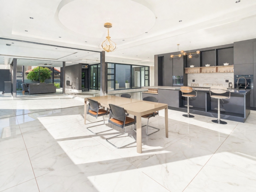 6 Bedroom Property for Sale in The Islands Estates North West
